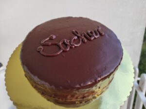 Sacher torta glutén-és laktózmentesen