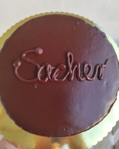 Sacher torta glutén-és laktózmentesen